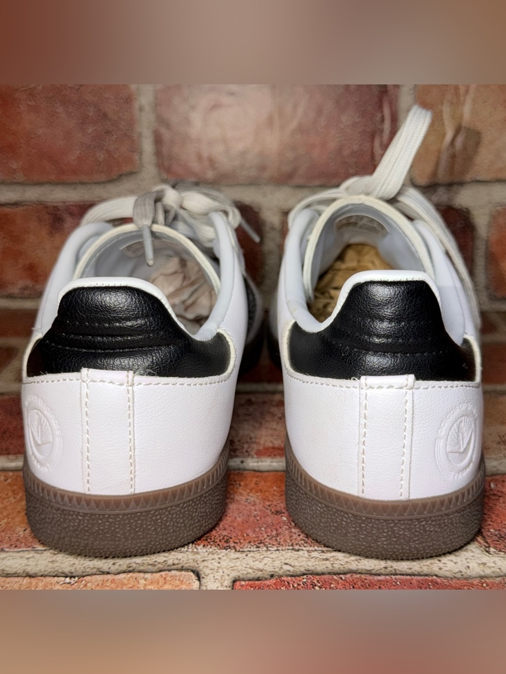 Pre-Owned Adidas Samba Vegan White Gum Brown Black Gray Leather FW2427 Size 6.5 - Picture 6 of 8
